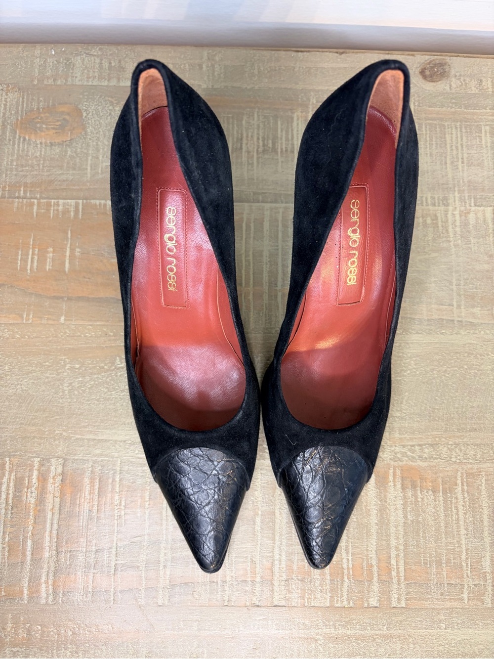 Sergio Rossi Women’s Vintage Black Pointy Toe High Heel Pumps, Size 35 (5 US) - Picture 4 of 8